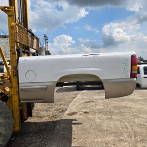 1999-2007 Chevrolet Silverado / GMC Sierra 1500 2500 3500 HD 6' 6" Short Truck Bed