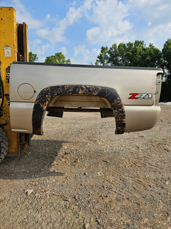 1999-2007 Chevrolet Silverado / GMC Sierra 1500 5' 8" Short Truck Bed