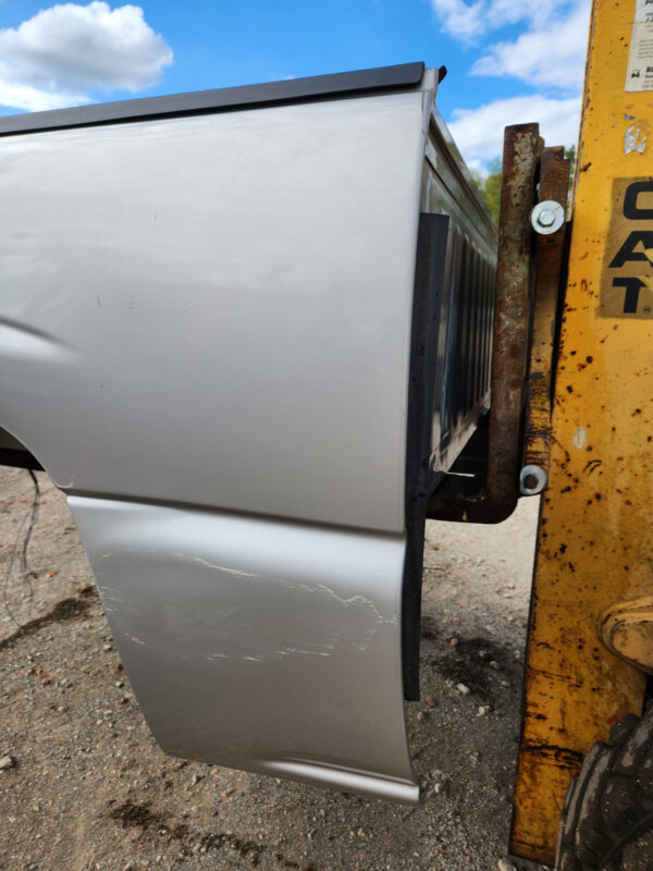1999-2007 Chevrolet Silverado / GMC Sierra 1500 5' 8" Short Truck Bed - Image 7