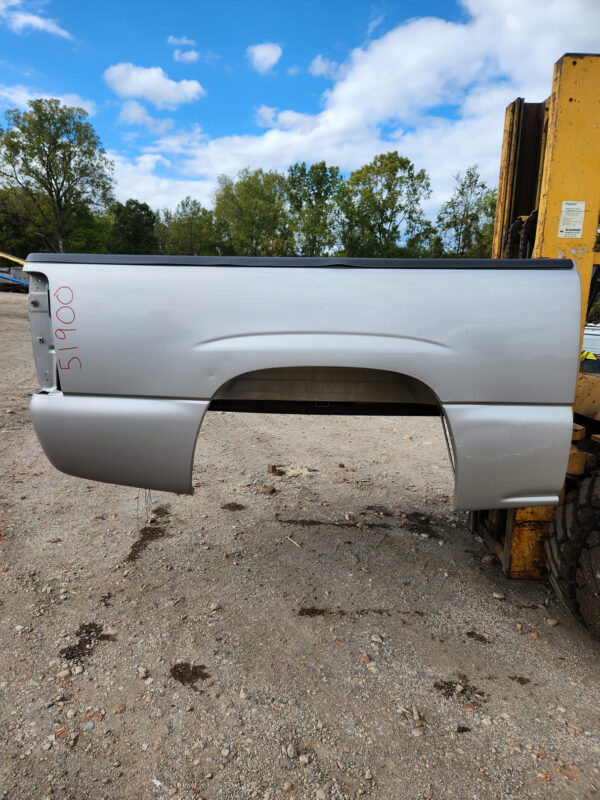 1999-2007 Chevrolet Silverado / GMC Sierra 1500 5' 8" Short Truck Bed - Image 14