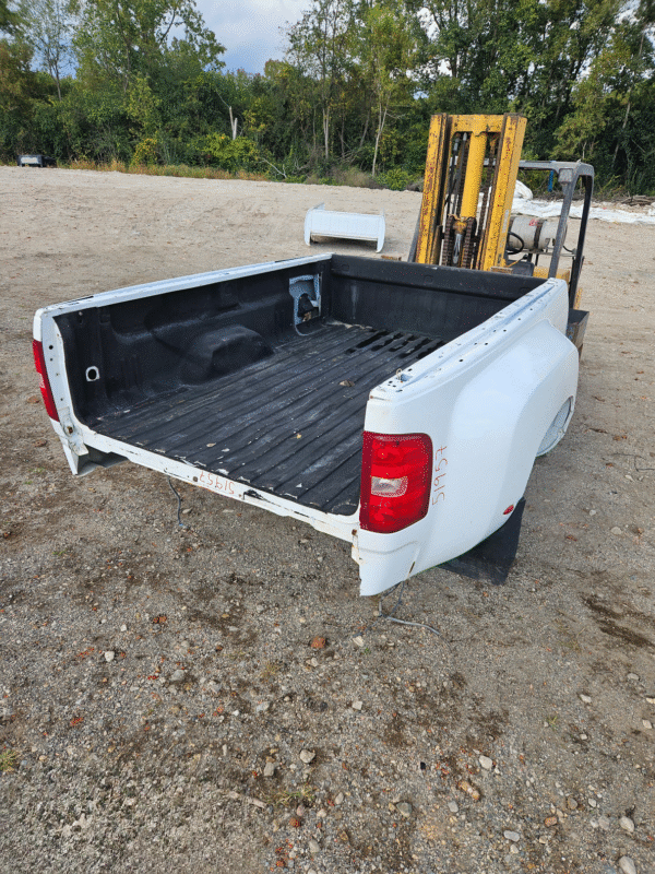 2007-2013 Chevrolet Silverado / GMC Sierra 3500 HD 8' Dually Truck Bed - Image 4