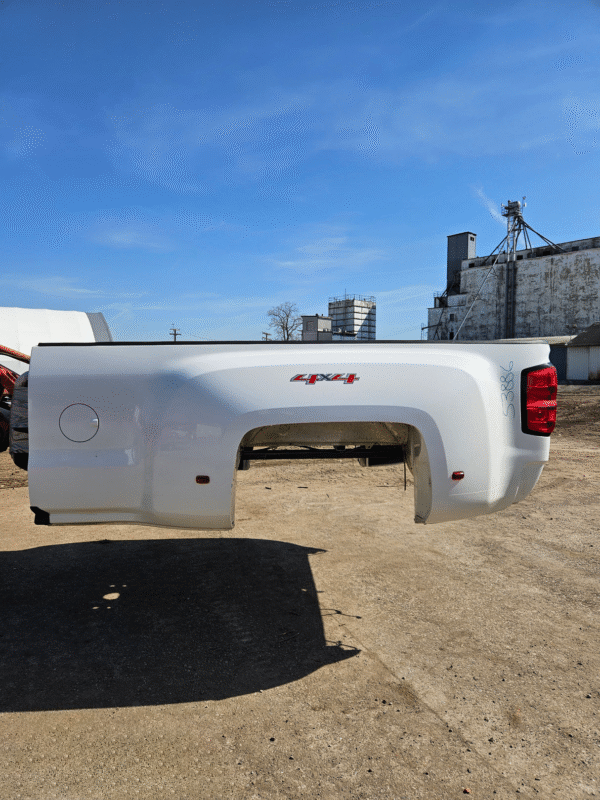 2014-2019 Chevrolet Silverado / GMC Sierra 3500 HD 8' Dually Truck Bed - Image 2