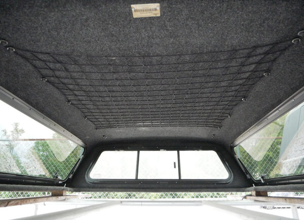 LEER 100XR – 2014–2021 Toyota Tundra Double Cab 6'6" Bed – Fiberglass Truck Cap - Image 3
